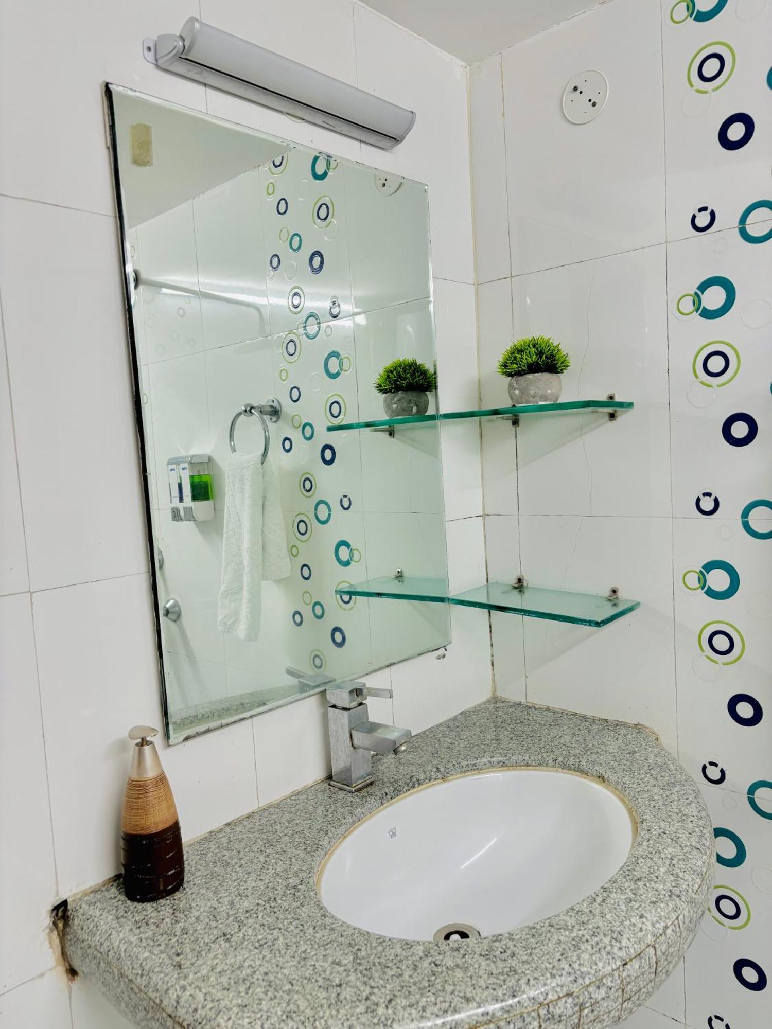Royal Palms Luxury Service Apartment ナーグプル 部屋 写真