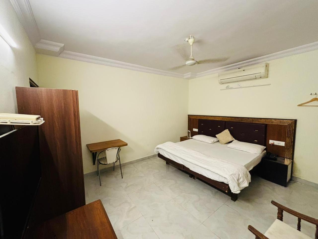 Royal Palms Luxury Service Apartment ナーグプル 部屋 写真