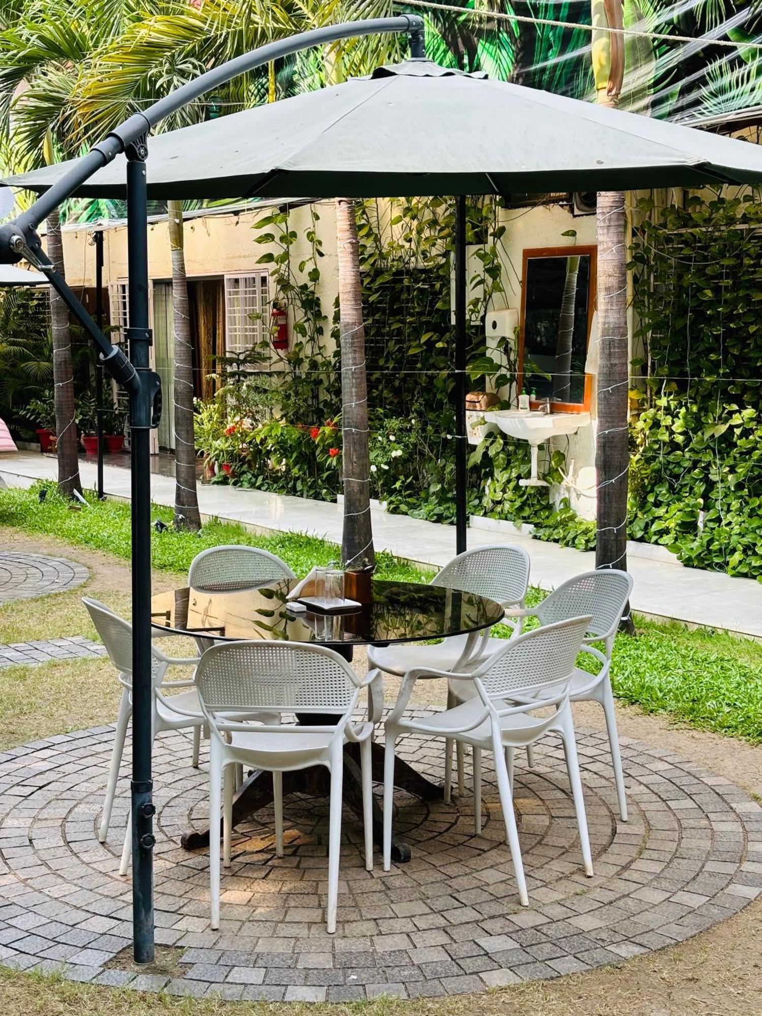 Royal Palms Luxury Service Apartment ナーグプル エクステリア 写真